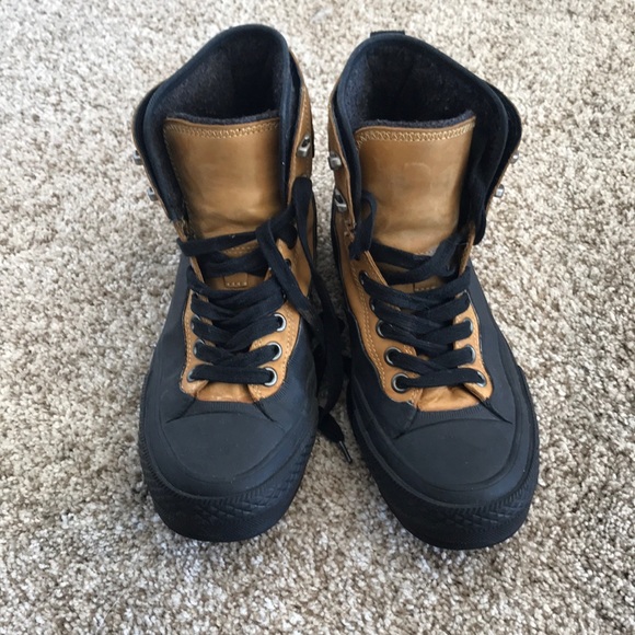 converse walking boots